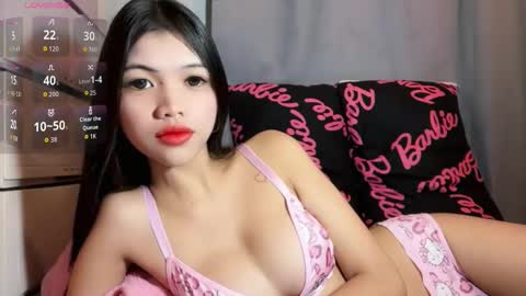 Snapshot of roxie_fuckdoll chatting on November 2, 2025, 10:12 pm Roxie online show from November 2, 2025, 10:12 pm