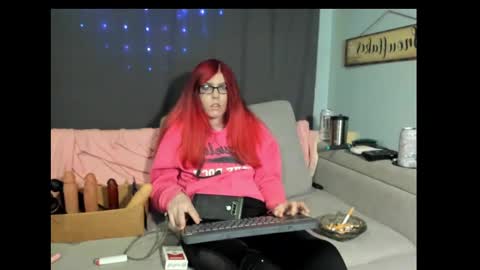 roxihazeleyes online show from February 13, 2025, 4:22 am