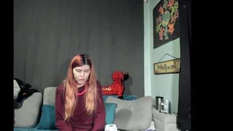 roxihazeleyes online show from September 28, 2025, 2:11 pm