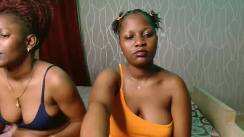 Roxy online show from November 4, 2025, 11:04 pm