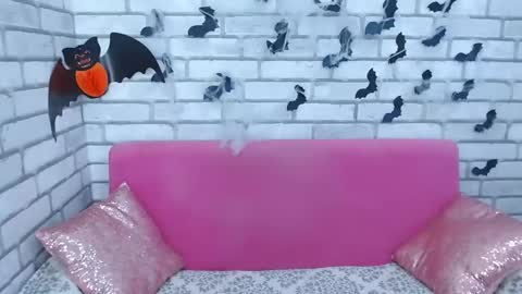 Snapshot of roxy_luxe chatting on October 23, 2025, 4:56 am roxy_luxe online show from October 23, 2025, 4:56 am