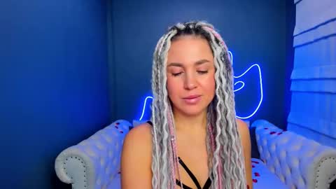 Snapshot of roxy_mars chatting on November 25, 2025, 2:00 am Roxy online show from November 25, 2025, 2:00 am