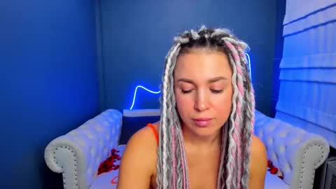 Snapshot of roxy_mars chatting on December 3, 2025, 2:08 am Roxy online show from December 3, 2025, 2:08 am