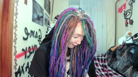 Roxy online show from February 8, 2025, 7:27 pm