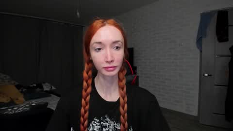 Roxy online show from November 24, 2025, 9:03 pm