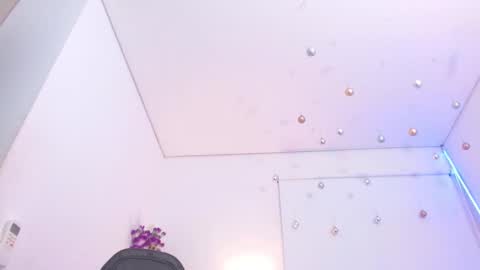 Snapshot of roxy_stone1 chatting on March 12, 2025, 11:22 pm roxy_stone1 online show from March 12, 2025, 11:22 pm