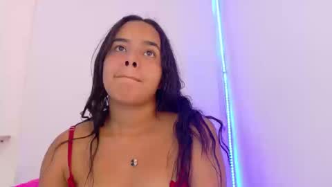 Snapshot of roxy_stone1 chatting on October 24, 2025, 11:34 pm roxy_stone1 online show from October 24, 2025, 11:34 pm