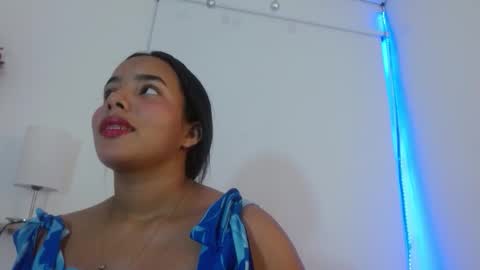 Snapshot of roxy_stone1 chatting on November 22, 2025, 7:24 pm roxy_stone1 online show from November 22, 2025, 7:24 pm