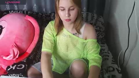 Snapshot of royangela chatting on September 22, 2025, 2:30 pm angela online show from September 22, 2025, 2:30 pm