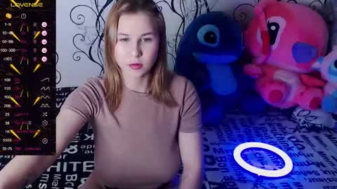 Snapshot of royangela chatting on October 2, 2025, 5:14 am angela online show from October 2, 2025, 5:14 am