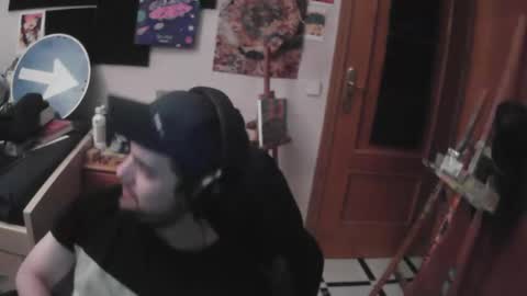 royer04 online show from October 24, 2025, 6:54 am