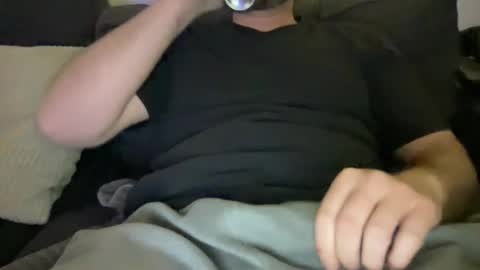 Snapshot of roythegil chatting on December 20, 2025, 7:26 am roythegil online show from December 20, 2025, 7:26 am