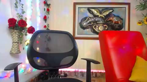 rrmodelsstars online show from March 11, 2025, 11:01 am