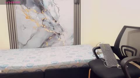 Rubi i love online show from November 26, 2025, 11:44 am