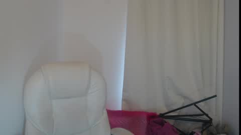 Rubi online show from March 5, 2025, 5:29 pm