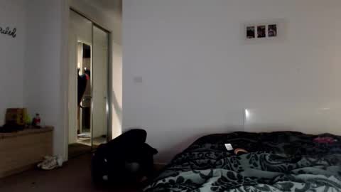 Snapshot of rubix_cubez chatting on December 14, 2025, 1:16 pm Rubix cubez online show from December 14, 2025, 1:16 pm