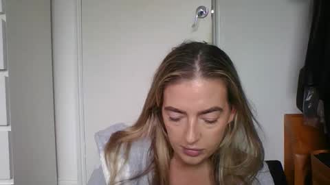 Snapshot of rubyredxxxoxxx chatting on November 5, 2025, 1:00 pm rubyredxxxoxxx online show from November 5, 2025, 1:00 pm