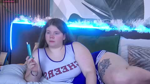 Snapshot of rubyvalen chatting on December 23, 2024, 1:18 am Ruby online show from December 23, 2024, 1:18 am