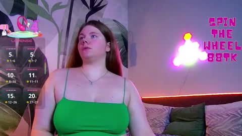 Snapshot of rubyvalen chatting on October 2, 2025, 1:23 am Ruby online show from October 2, 2025, 1:23 am