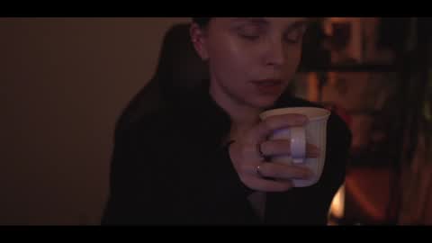 Elena online show from February 3, 2025, 11:15 pm