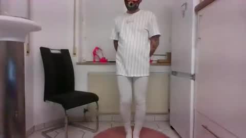 Ruskinni online show from December 18, 2024, 4:39 pm