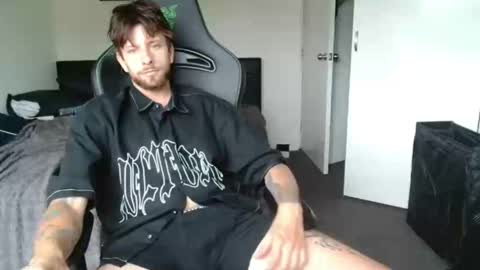 russora666 online show from December 22, 2025, 12:18 am