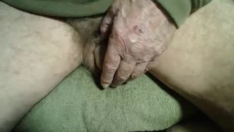 Snapshot of rustic69 chatting on November 2, 2025, 10:45 pm rustic69 online show from November 2, 2025, 10:45 pm