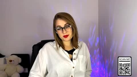 Nika online show from October 24, 2025, 2:46 pm