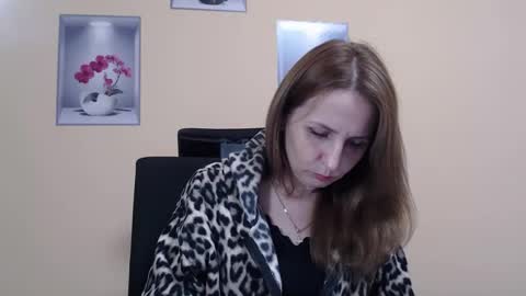 Ruth online show from November 10, 2025, 10:47 am