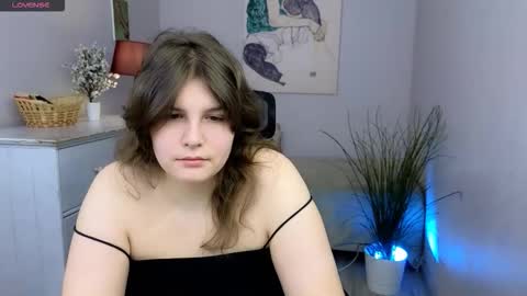 Ruyjin online show from November 17, 2025, 10:21 am