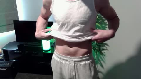 Ryan online show from November 10, 2025, 1:48 am