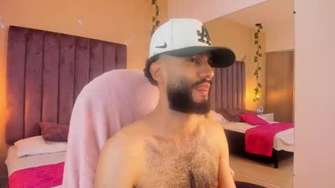 ryan_jackson_ online show from November 19, 2025, 8:14 am