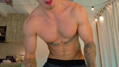 Ryan Blue ig ryannblue online show from November 9, 2025, 1:04 am