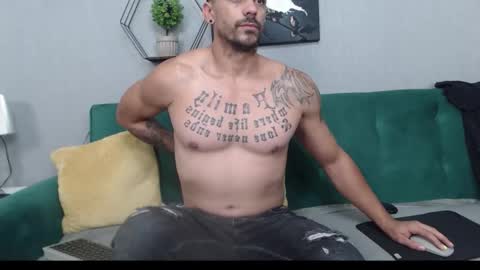 Ryan online show from November 12, 2025, 4:07 pm