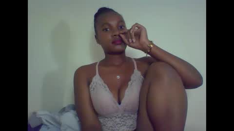 Snapshot of rycie chatting on October 10, 2025, 3:44 pm Rycie online show from October 10, 2025, 3:44 pm