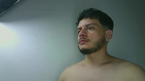 Snapshot of ryl_ chatting on December 15, 2025, 3:11 am Ryl online show from December 15, 2025, 3:11 am