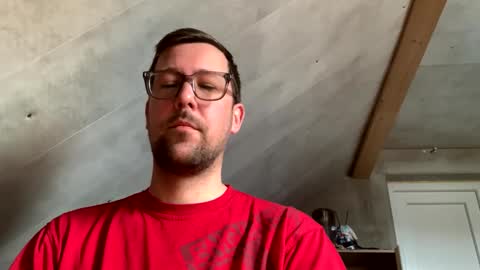 Snapshot of s1ave1989 chatting on January 24, 2025, 9:28 am s1ave1989 online show from January 24, 2025, 9:28 am