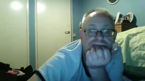 Snapshot of s536sny18 chatting on March 1, 2025, 11:04 pm s536sny18 online show from March 1, 2025, 11:04 pm