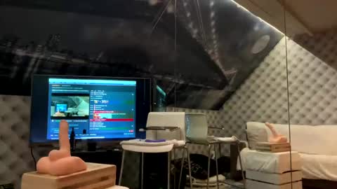 Laura online show from December 30, 2024, 9:40 pm