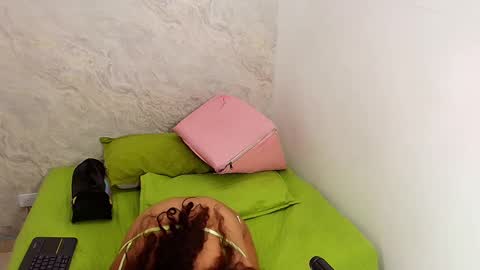 s_sofia_ online show from February 20, 2025, 7:19 pm