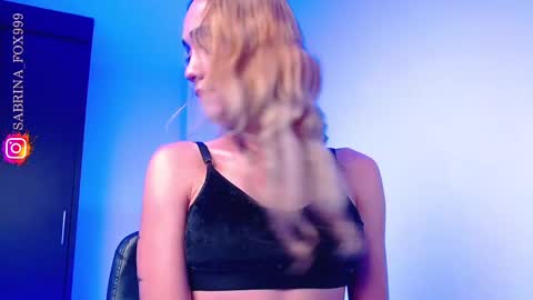 sabrina fox online show from February 15, 2025, 10:33 am