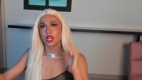 Sabrina Rose  online show from January 12, 2025, 6:39 am