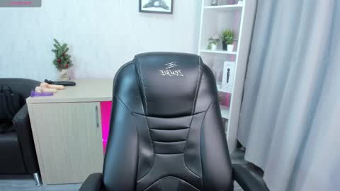 GMT7TueWedThuFriSatSun 0100am-0700am online show from January 6, 2025, 8:50 pm