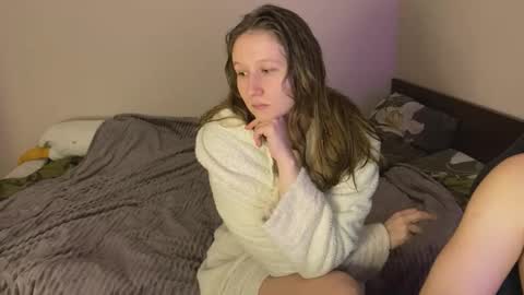 Snapshot of sabrinaanddaniel chatting on November 28, 2025, 6:43 pm SabrinaDaniel online show from November 28, 2025, 6:43 pm