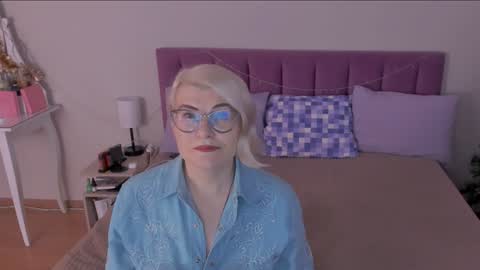 Snapshot of sabrinamacmarren chatting on January 10, 2025, 12:26 pm Sabrina MacMarren online show from January 10, 2025, 12:26 pm