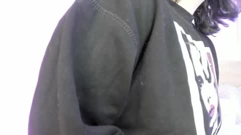 Ig  online show from February 12, 2025, 11:51 am