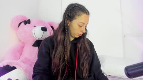    online show from October 23, 2025, 9:30 am