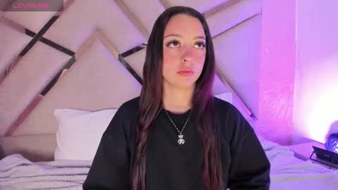    online show from November 5, 2025, 8:47 am