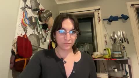 Sadie online show from December 16, 2025, 12:15 am