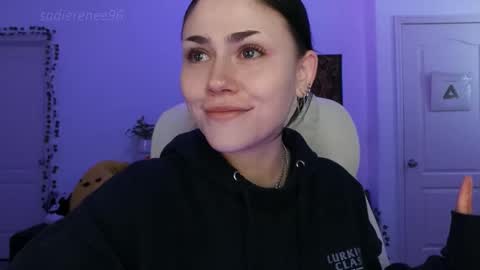 Sadie Renee  online show from December 15, 2025, 11:31 pm